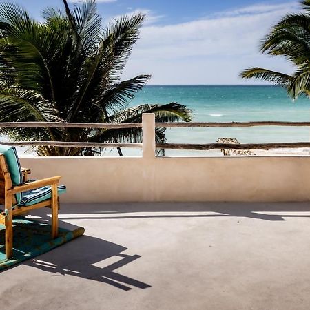 Апартаменты Oceanfront Casita Coral Челем Экстерьер фото